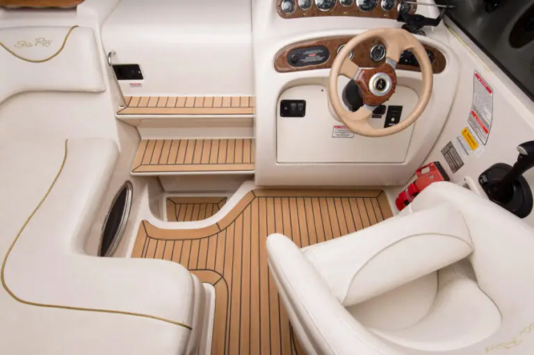 Sea-Ray-240-Sundancer-bridge-Flexiteek